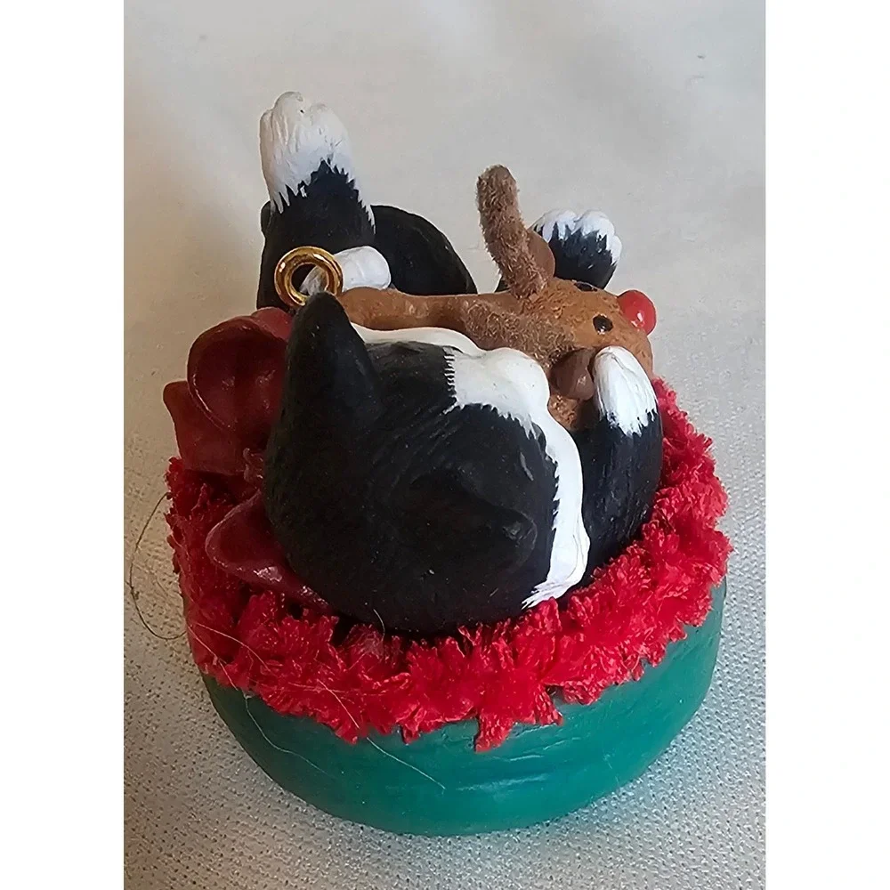 VTG Hallmark Keepsake 2007 Christmas Ornament Tuxedo Cat Reindeer Green Black